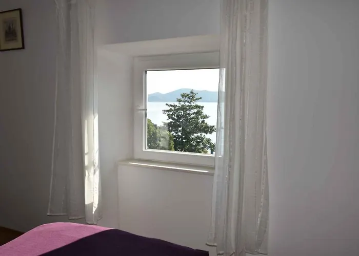 1 * Biograd Na Moru