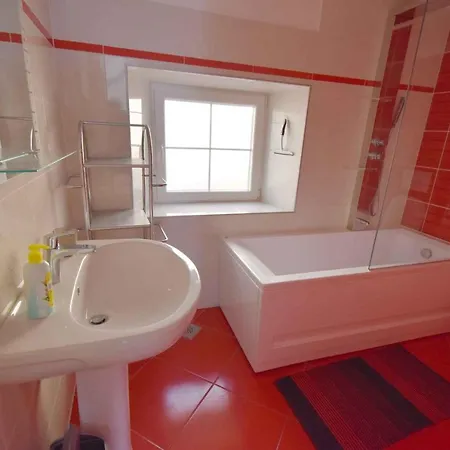 1 Apartament