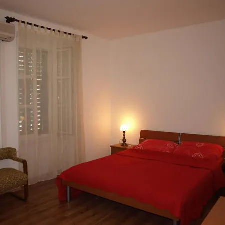 1 * Biograd Na Moru