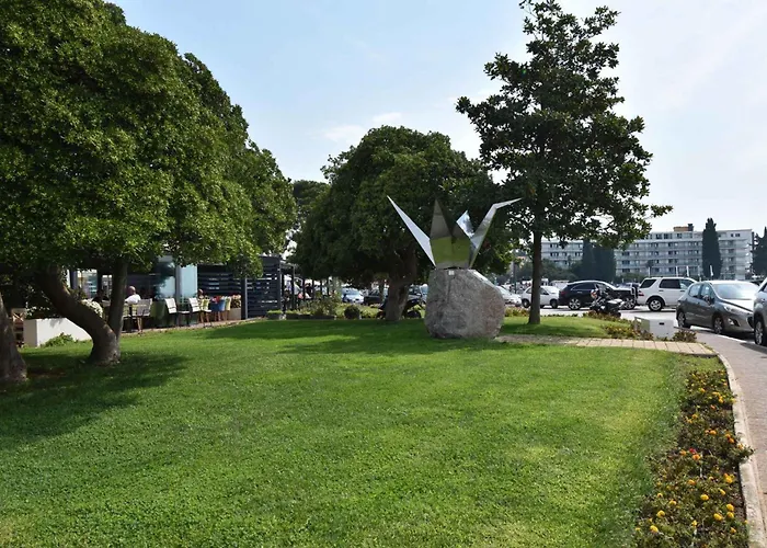 1 ביוגראד נה מורו